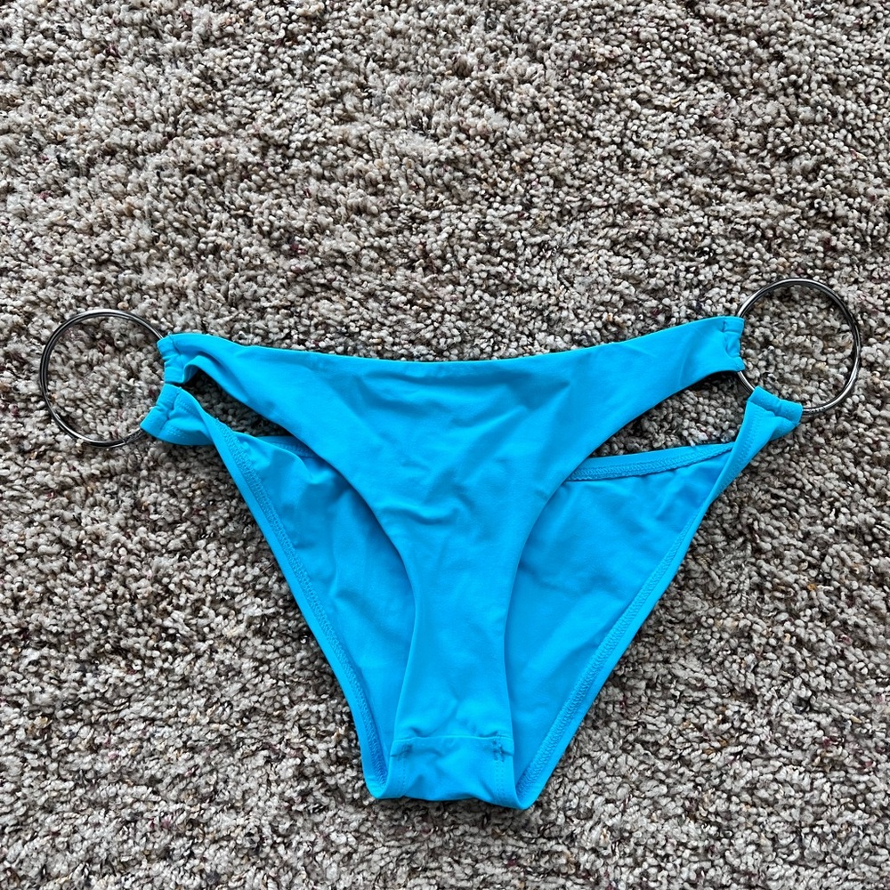 Vitamin A ring bikini bottom only.Size S. Blue colour.